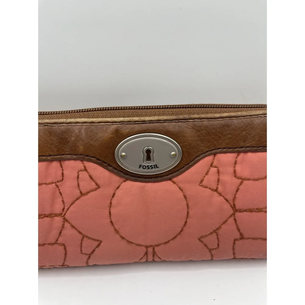 Fossil Vintage Coral Key-Per Long Zip Around Full Zip‎ Wallet